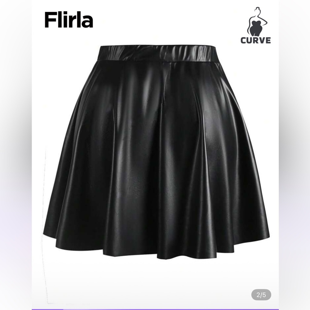 SHEIN Black Skater Pleated Mini Skirt
